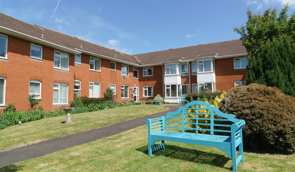 LR Bench In Front Garden Ivy House, TA21 8LL
