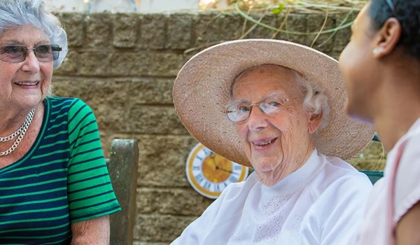 Tips to help older people stay cool in a heatwave | Abbeyfield Blog