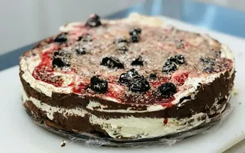 Black Forest Fridge Cake Image