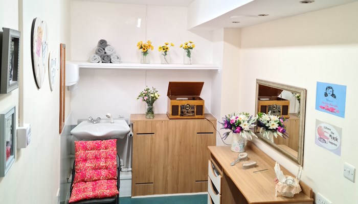 Residents inspire refurbishment of Downing House salon Image