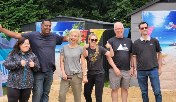 Team Transforms Pratt House for Beach Bash