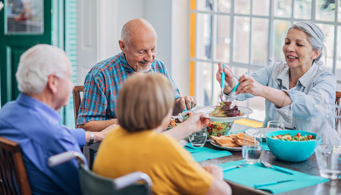 The benefits of eating together for older adults Image
