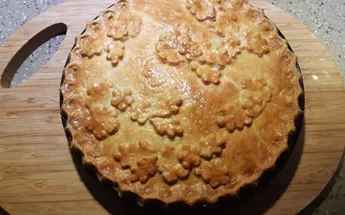 Steak and ale pie Image