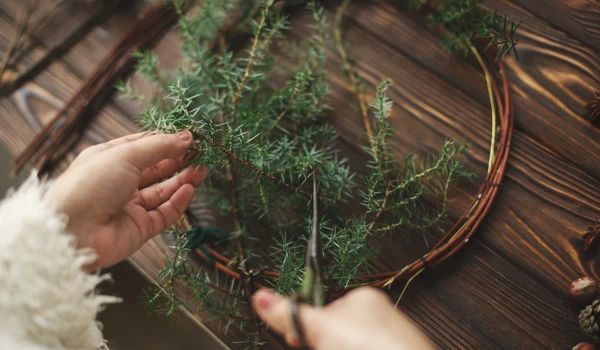 Craft your own traditional Christmas Wreath