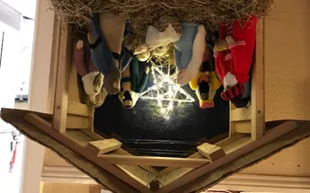 Best Decorations Made By Residents Award: Hill House (Honiton, Devon) Image