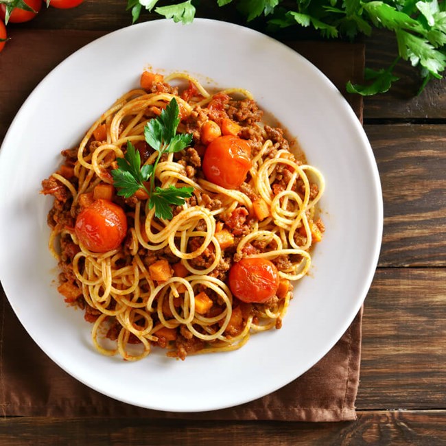 Speedy spaghetti bolognese Image